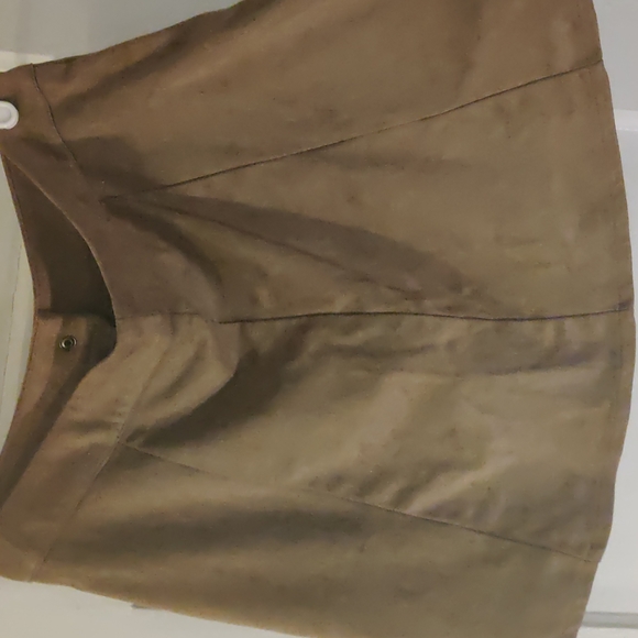 Suede button up A-line skirt - Picture 3 of 4